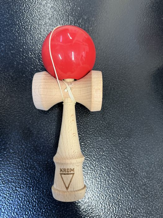 Kendama krom rosie