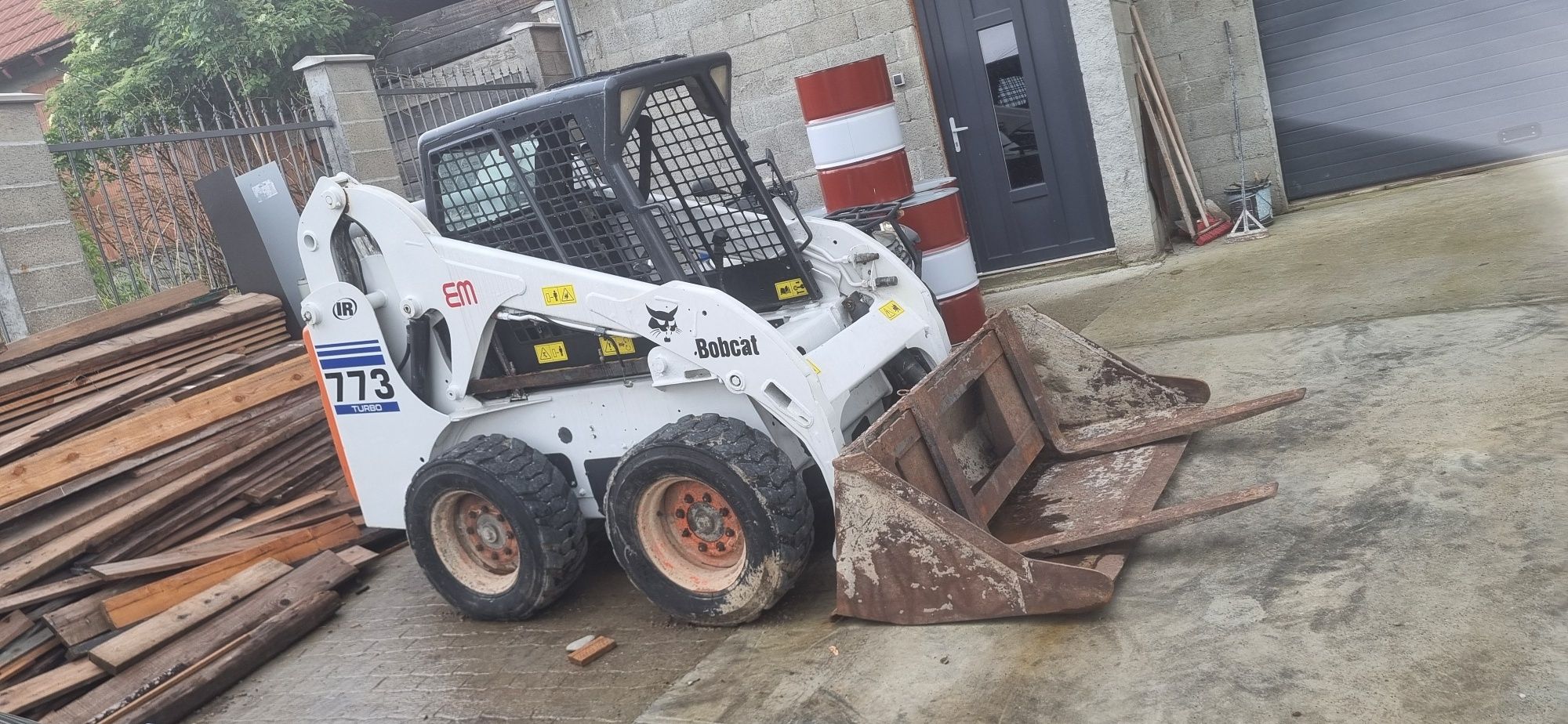 Mini incarcator bobcat