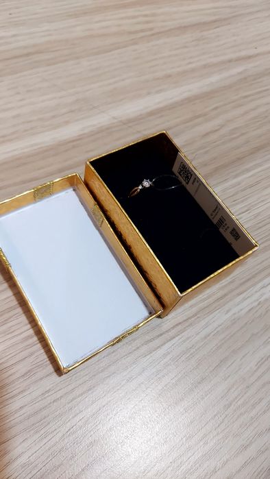 Кольцо золотое продам