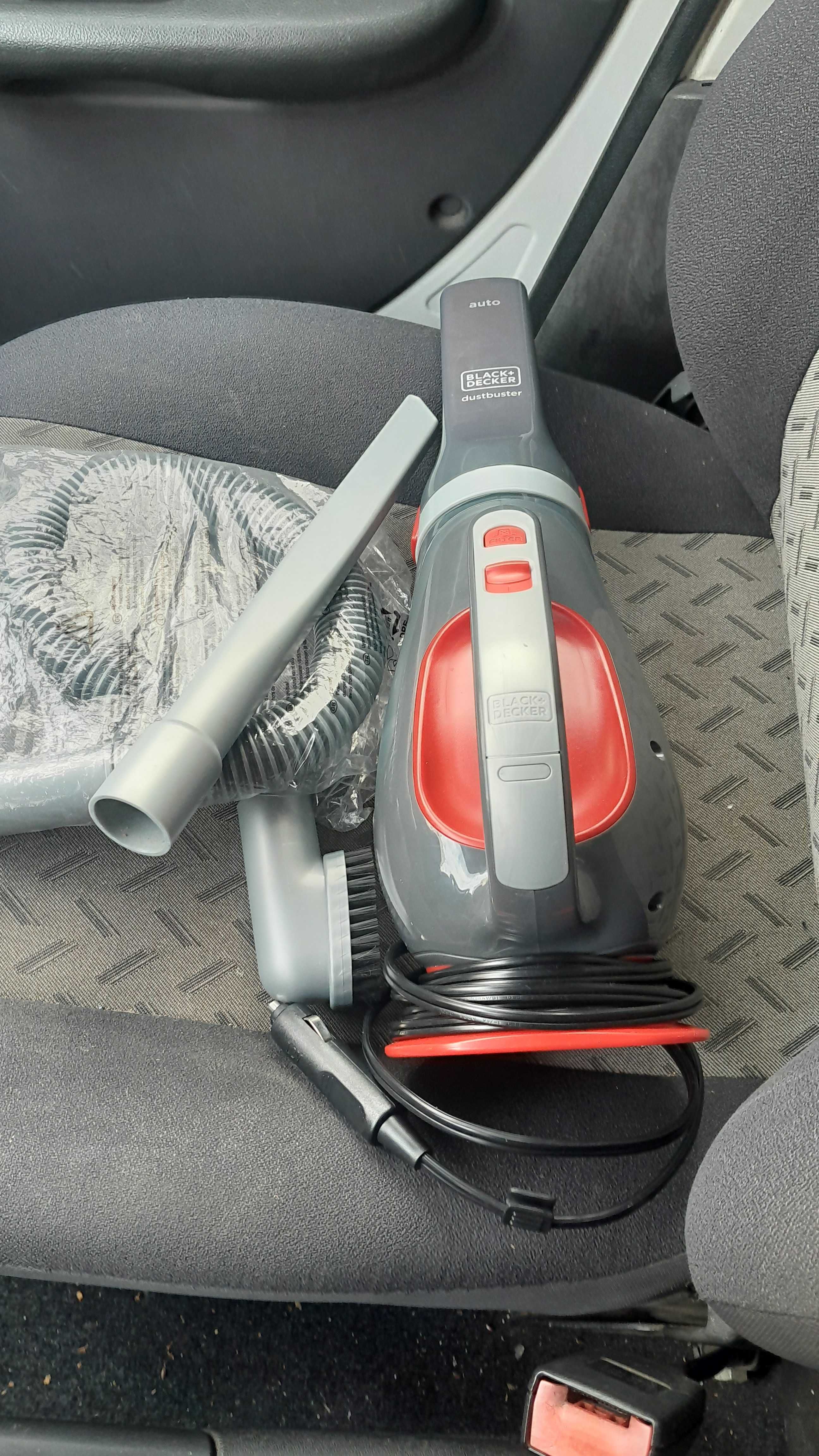 Авто прахосмукачка!Black&Decker ADV1200
