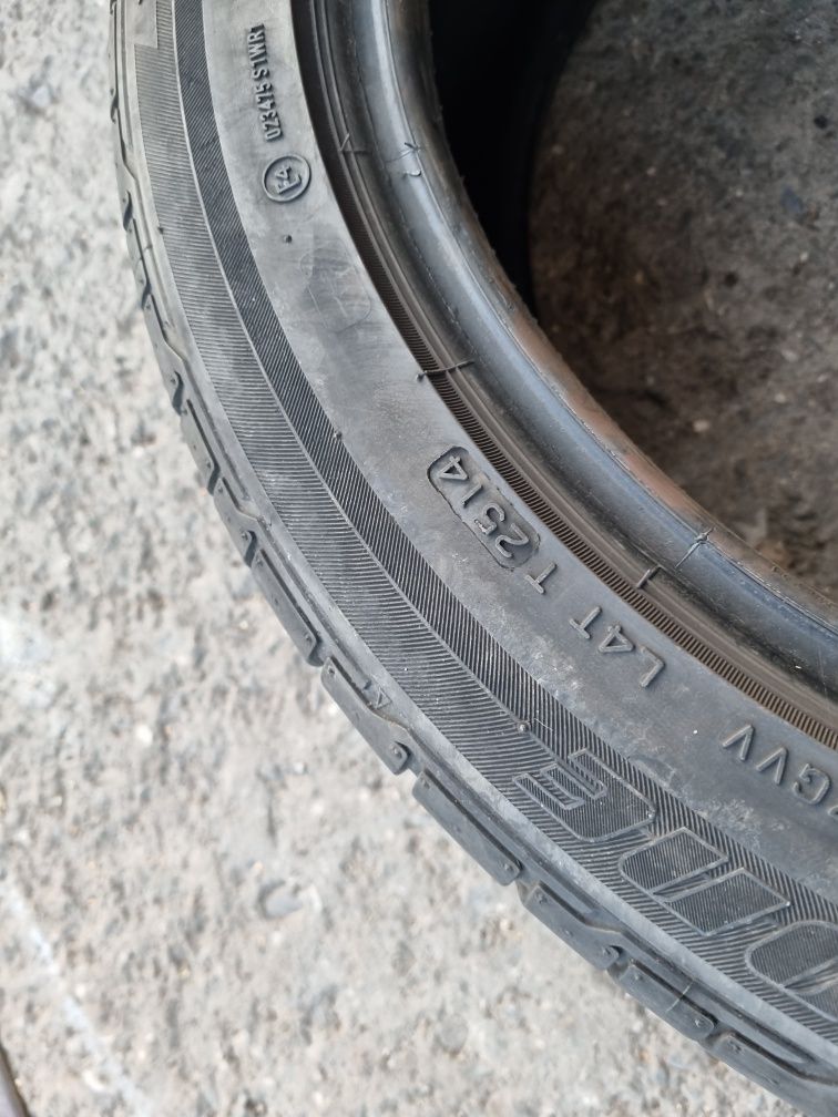 4 anvelope vara Bridgestone 235 45 18