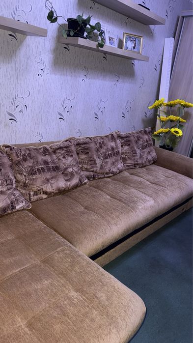 Продаю диван белорусский