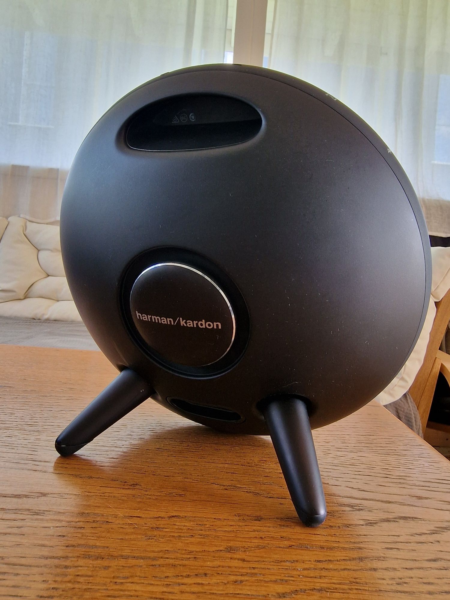 Harman / Kardon studio Onyx 4