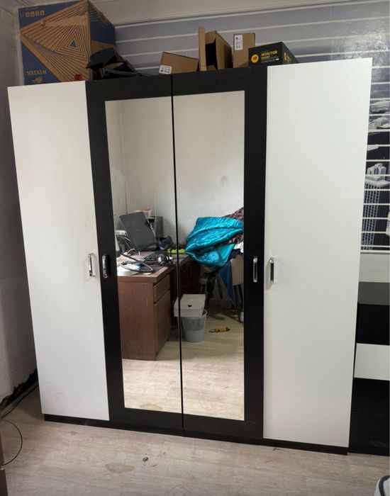 Продам шкаф и кровать двухспалку