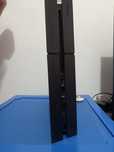 PS4 1500 de lei cu 9 jocuri negociabil