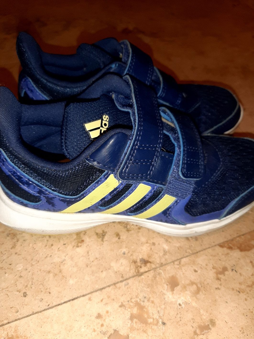 Adidasi Adidas nr 29