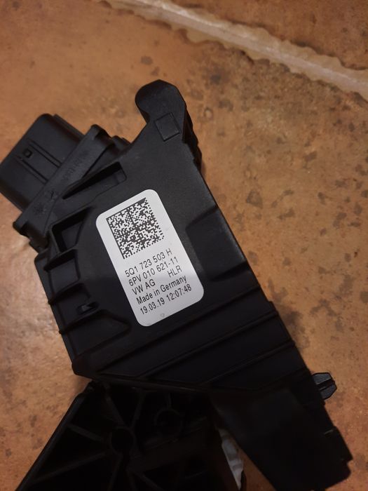 Comenzi volan passat B8