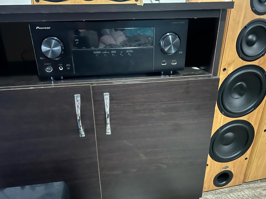 Amplificator pioneer