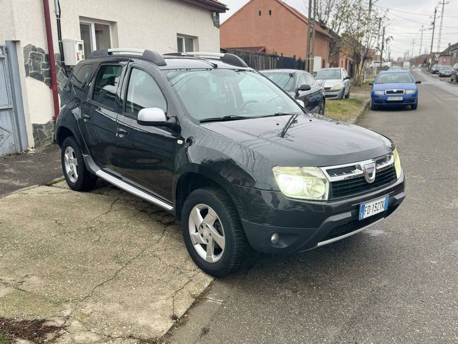 Dacia Duster an 2011..euro 5..1600 benzina