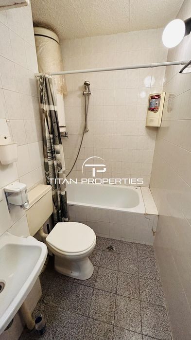 Дава се под наем Двустаен апартамент в Бургас, Изгрев - 60 кв.м за 244.8 € - Снимка #5