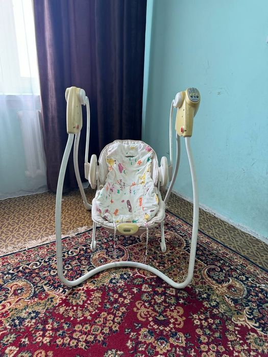 Люлька музыкальная в отличном состоянии