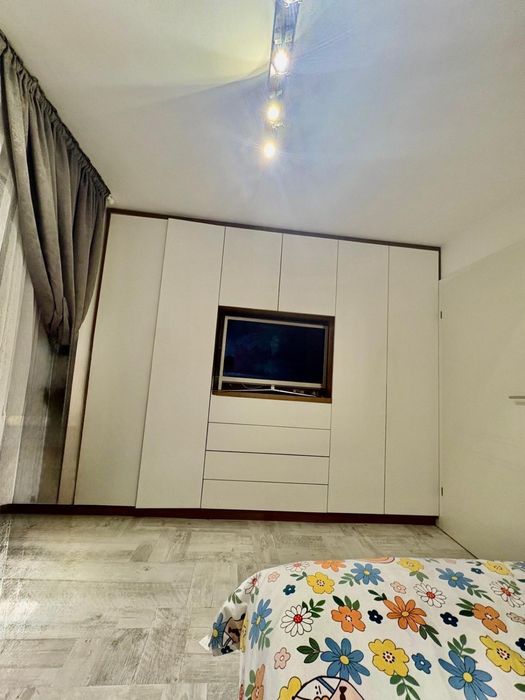 Apartament 2 camere Rovine