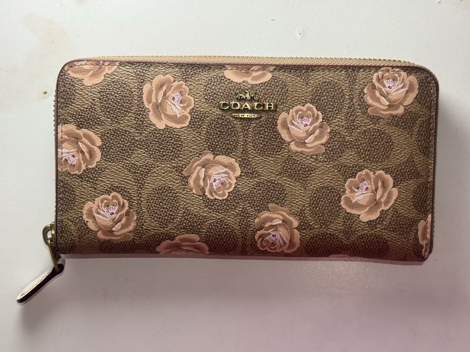 Кошелек Coach на замке