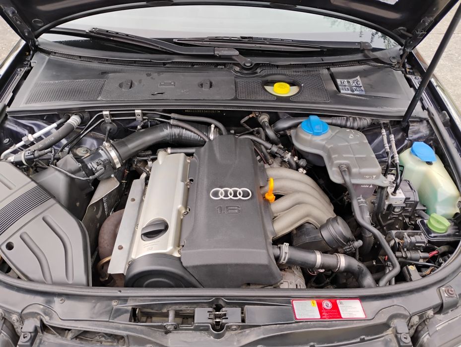 Vând Audi A4 B6 1.6 benzina la prețul de 1800 de euro