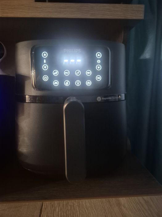 Vand airfryer Philips XXL 16in 1 nou,nefolosit,cu garantie