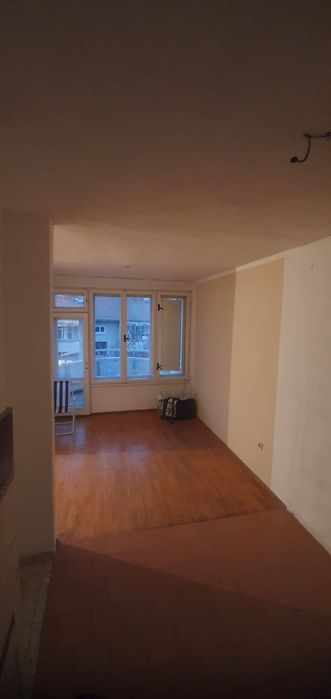 Дава се под наем Тристаен апартамент в Бургас, Център - 115 кв.м за 331.5 € - Снимка #8