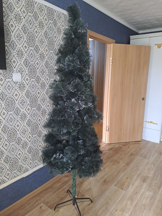 Ёлка искусственная