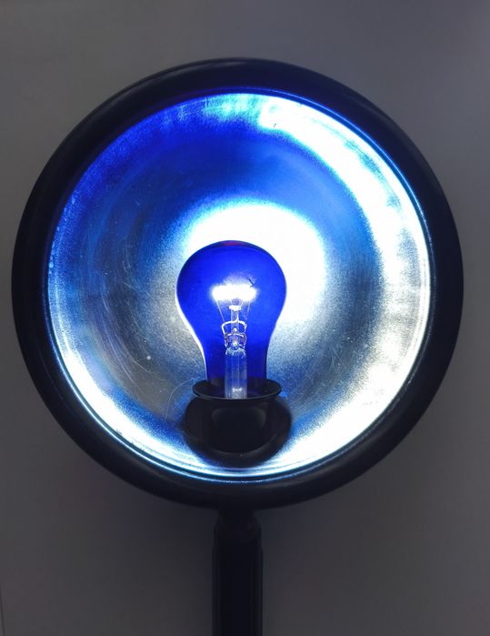 Синя Лампа на Минин