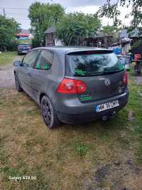 Golf 5 1.9 tdi 2500 negociabil