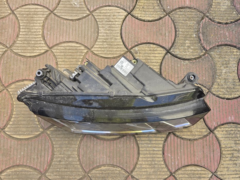 Far dreapta full led skoda Octavia mk4 5e4941036