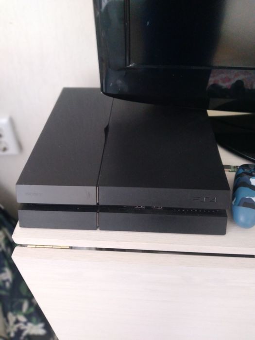 Playstation 4 slim 1тб прошитая торг есть