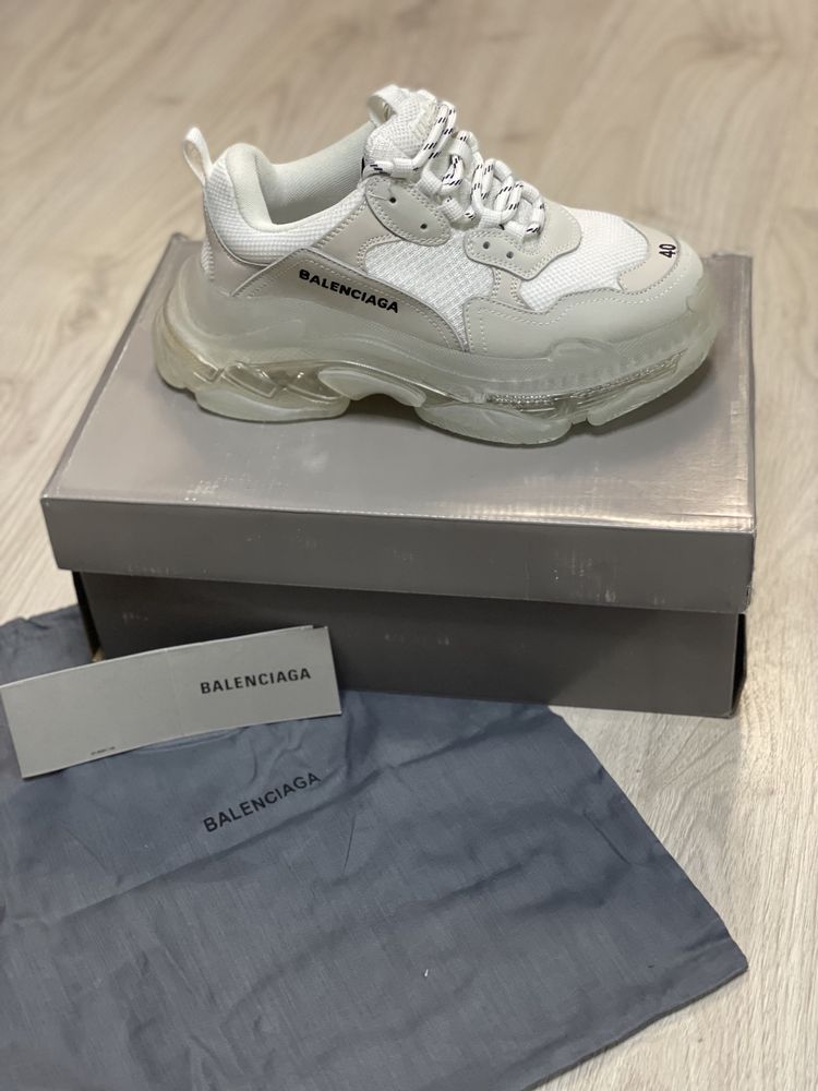 Adidasi Balenciaga Triple S Premium