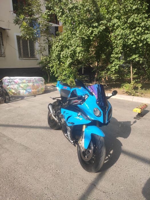 BMW S 1000 RR Sotiladi