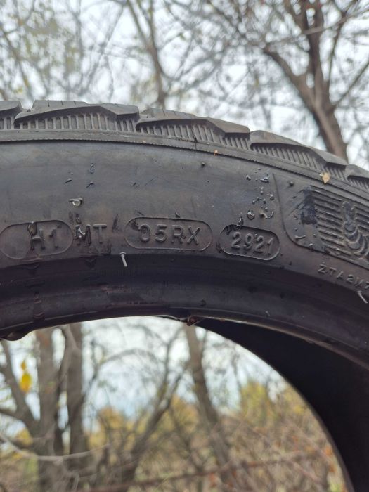 2 Anvelope de IARNA - 225/45/18 - Michelin - Stare F BUNA DOT 2021