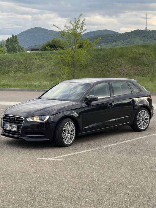 Vand AUDI A3 8V 2014