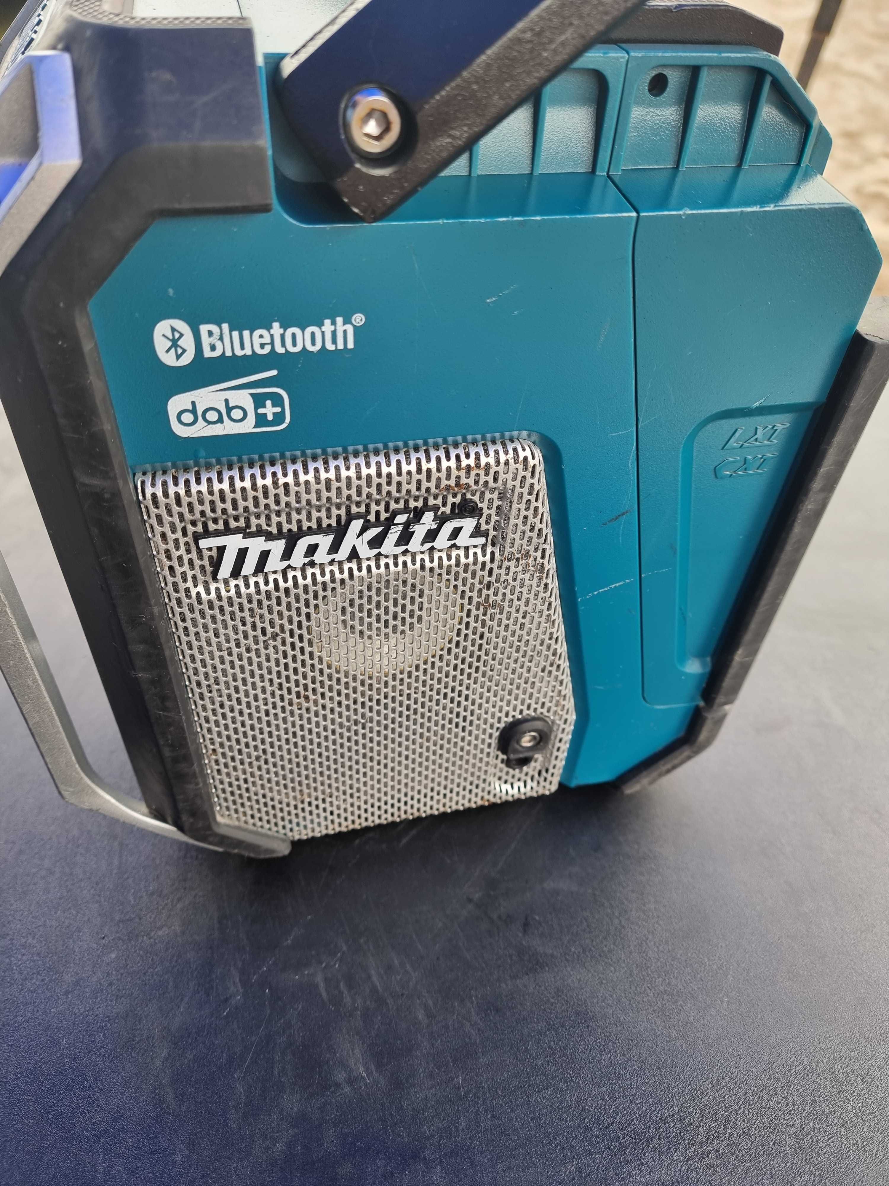 Makita DMR 115 - радио за строителни площадки