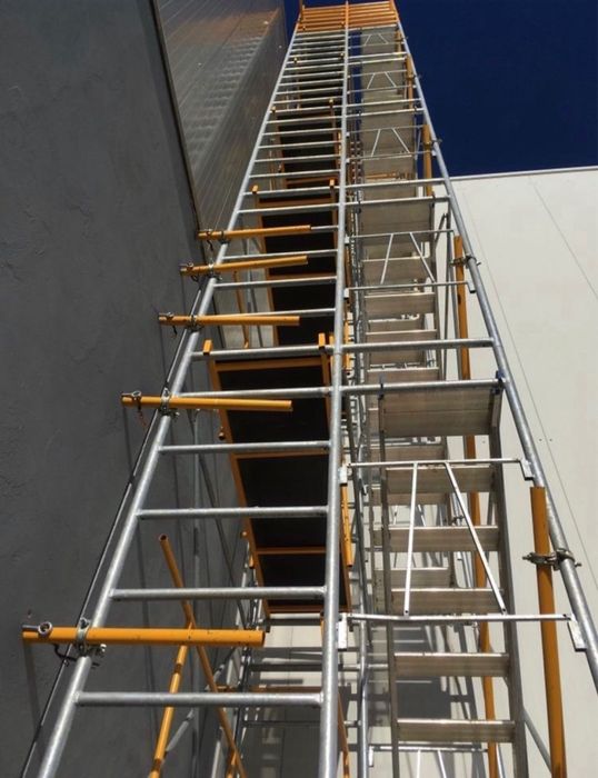 Scara - schela turn cu trepte EGEA