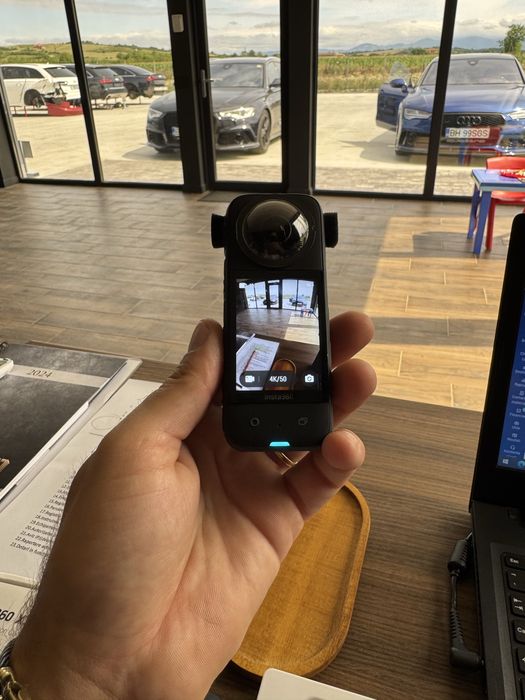 Camera Insta 360 x3 de filmat cu garantie pana in 2026/07