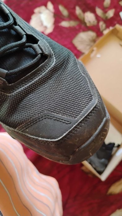 Маратонки.  Във.