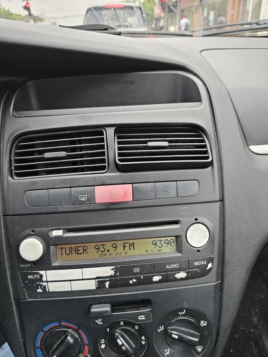 Sistem audio cd-player fiat