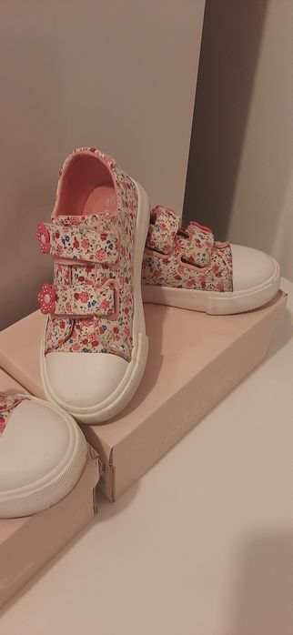 Tenesi pentru fete CCC