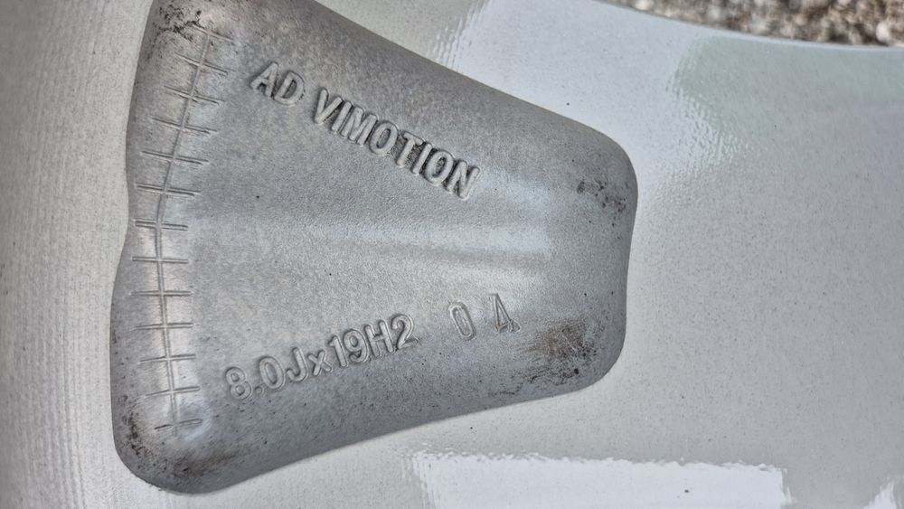 Джанти CARMANI 5/114.3 Toyota,Mitsubishi,Nissan 5x114.3

Употребявани,