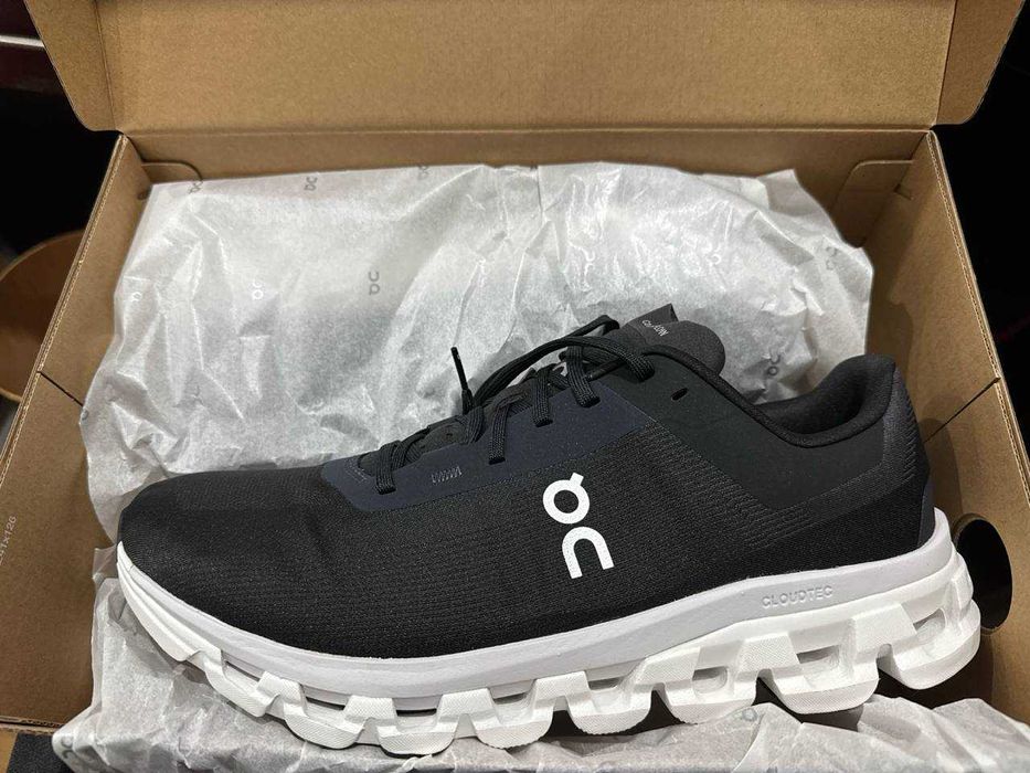 Кроссовки мужские On Cloudflow 4! Новые в коробке! Оригинал On Running