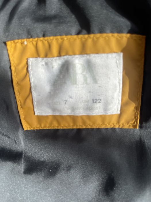 Vand geaca ,vesta 3- 4 ani toate 55 ron