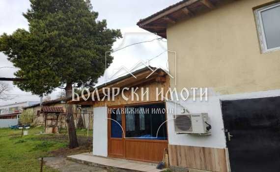 Реновирана къща в село Самоводене