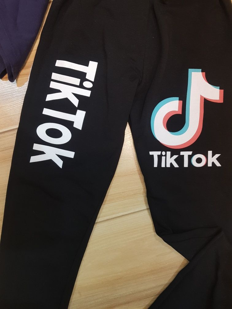 Лот клин Tik Tok и блузки 140см