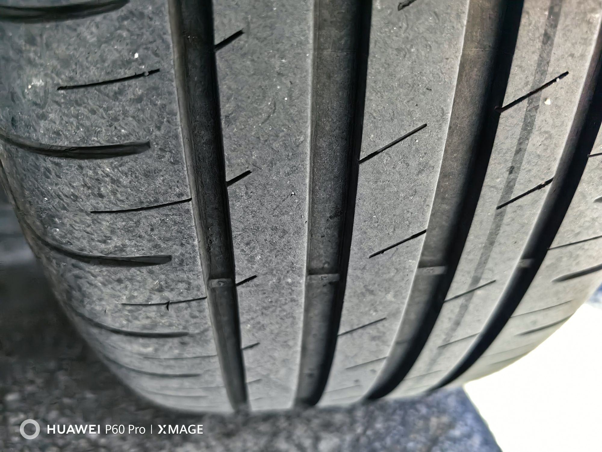 Goodyear 205 55 17 летни 4бр-200лв