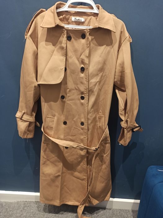 Тренч новый  шикарный