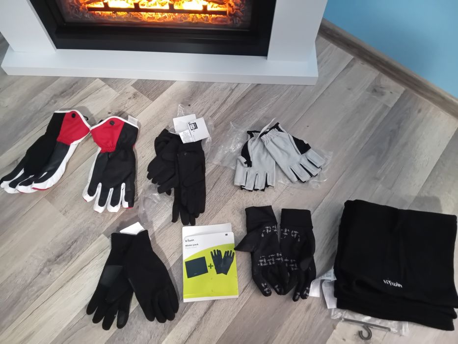 Vând manusi pentru ciclism, ski și seturi fular + manusi - noi cu etic