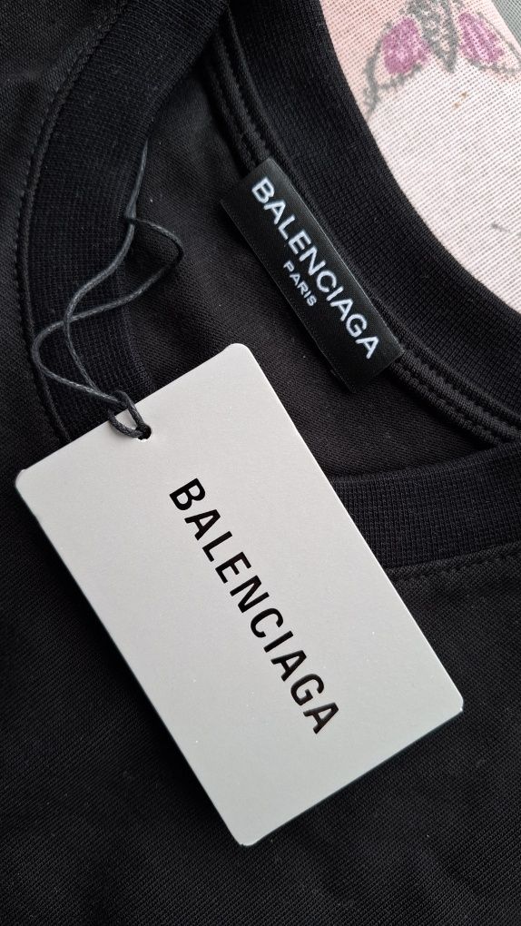Balenciaga тениски