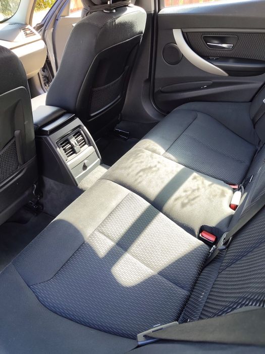 Vând BMW 318 an fabricație 2014