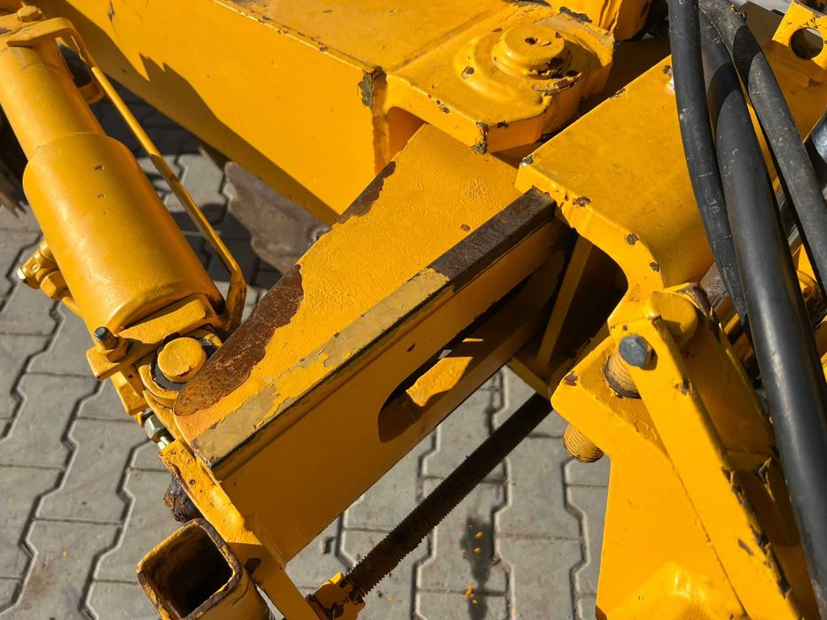 Обръщателен плуг Rumpstad с 3 корпуса, хидравличен – минимум 100 к.с.