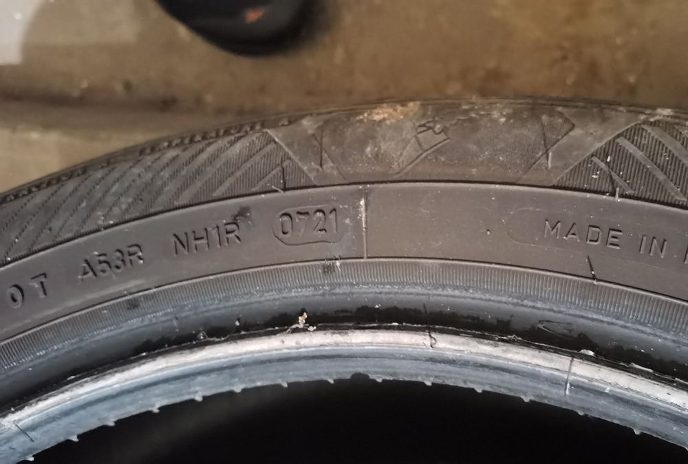 Goodyear 215/55/17 Летни гуми