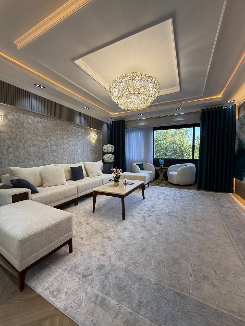 Продаётся 3ком/5/9 Ц-5 72м² ор-р: Монумент Мужества