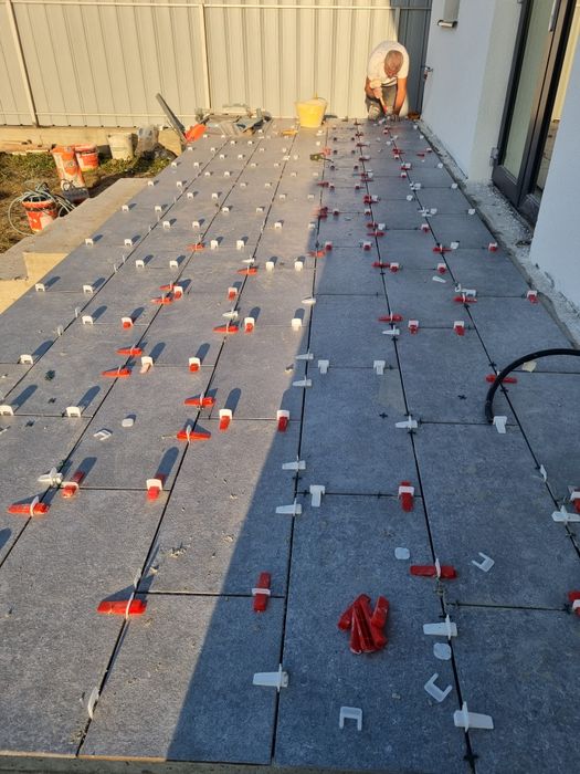 Constructii,amenajari exterior/interior/izolatii ...