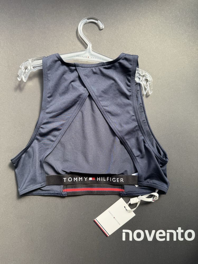 Комплект къс потник с интересен гръб и бикини Tommy Hilfiger /XS/